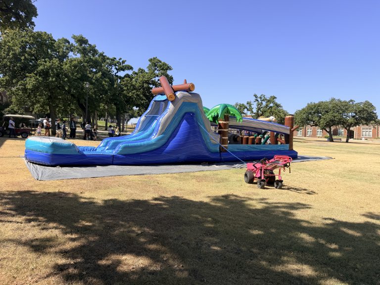 How Many Kids Can Be in a Bounce House at Once?